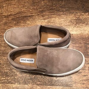 Steve Madden Gils Sneaker